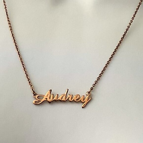 AUDREY SCRIPT NAME NECKLACE NEW - Picture 1 of 4